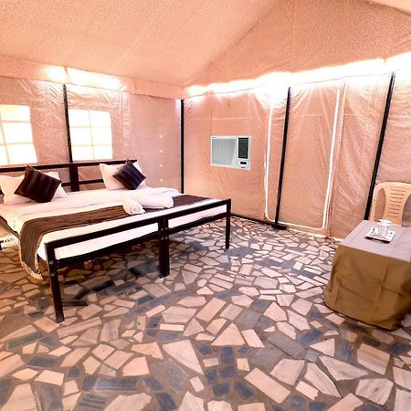 Nova Patgar Tents Otel Bhuj Dış mekan fotoğraf